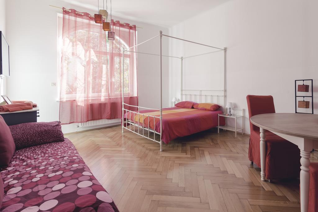 Bolzano Rooms Exteriör bild